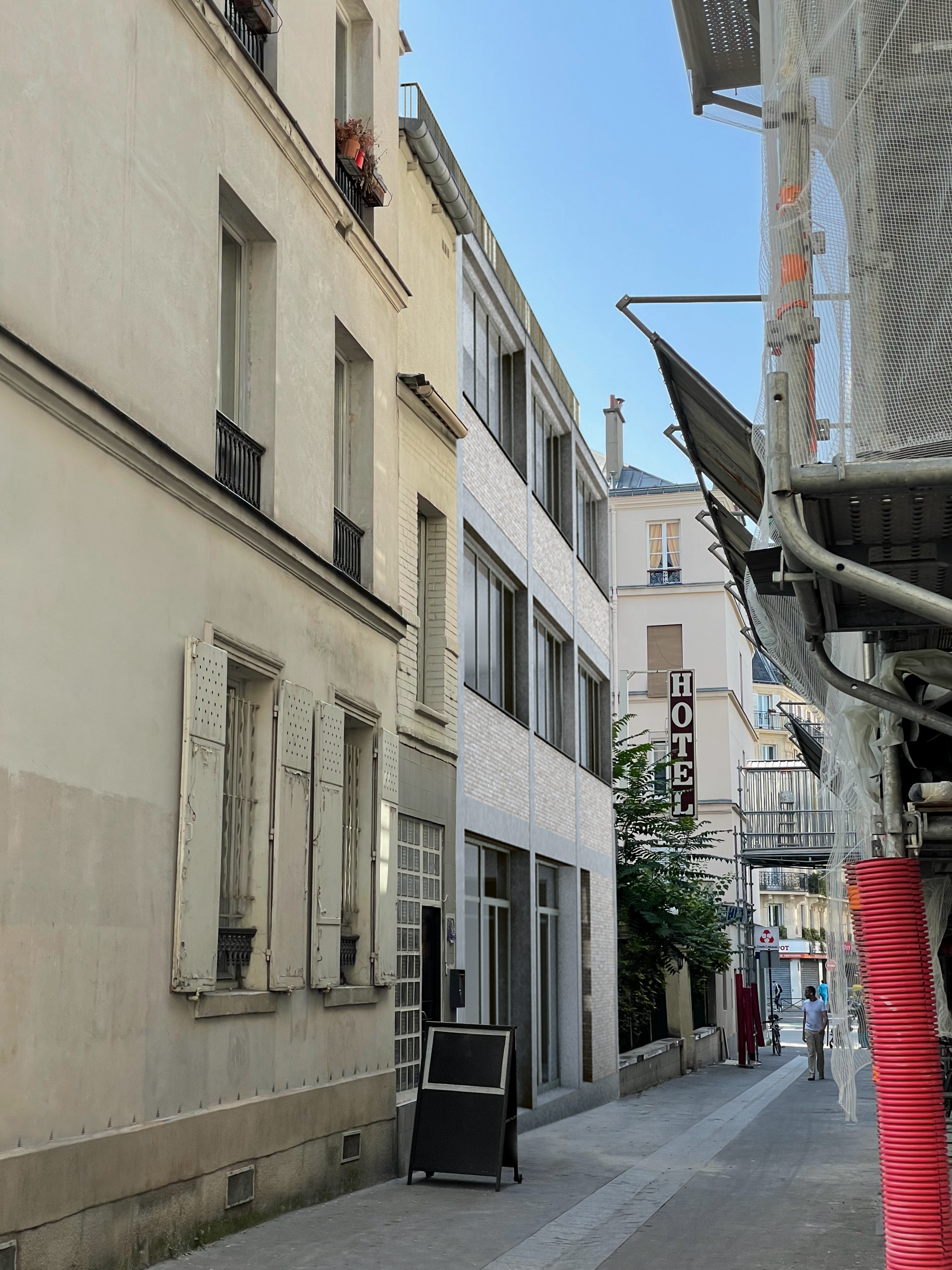Réhabilitation et surélévation d'un immeuble de bureau à Paris 17e – photo 2