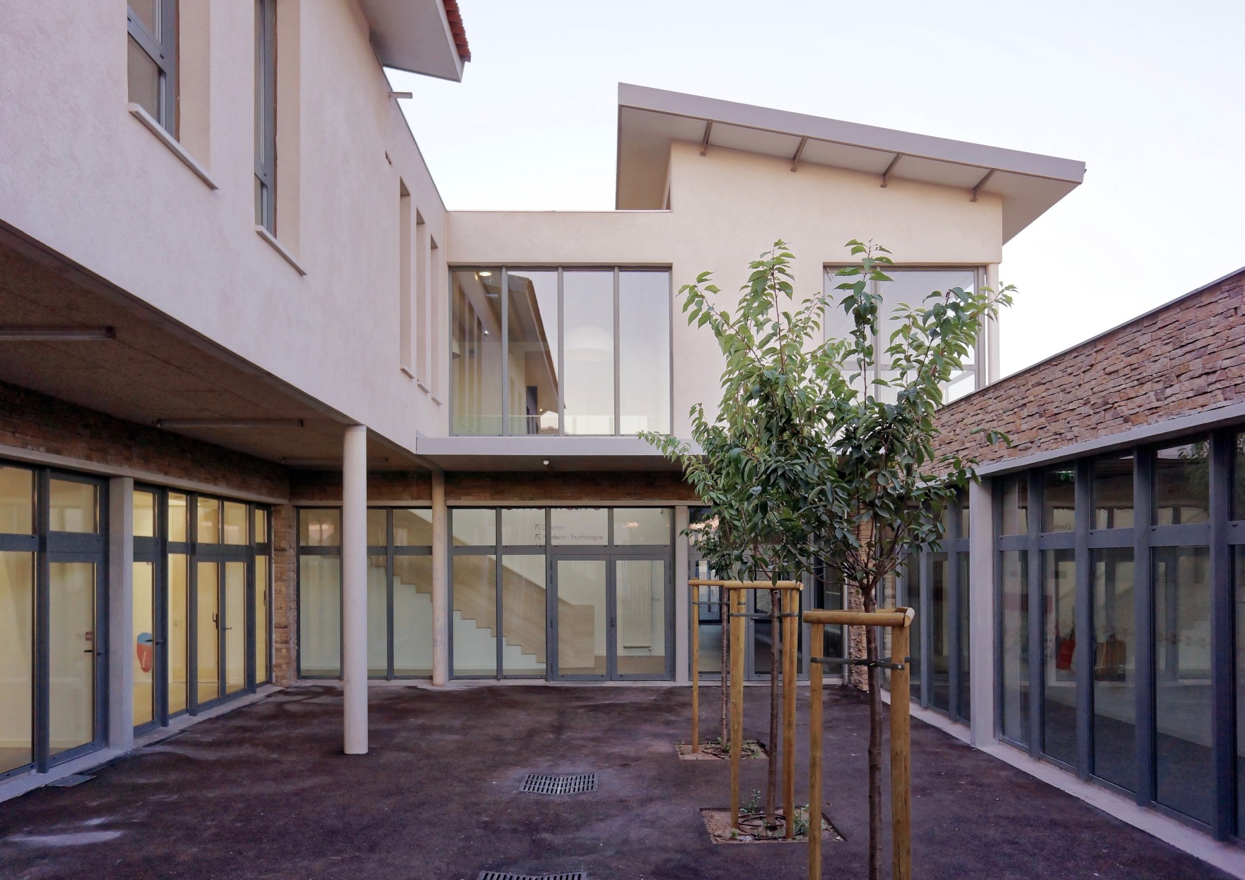 École Simone Veil à Ollioules