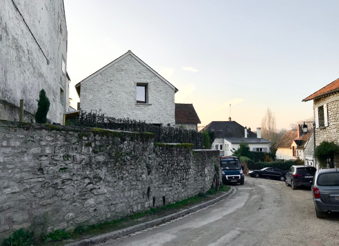 Maison à Davron